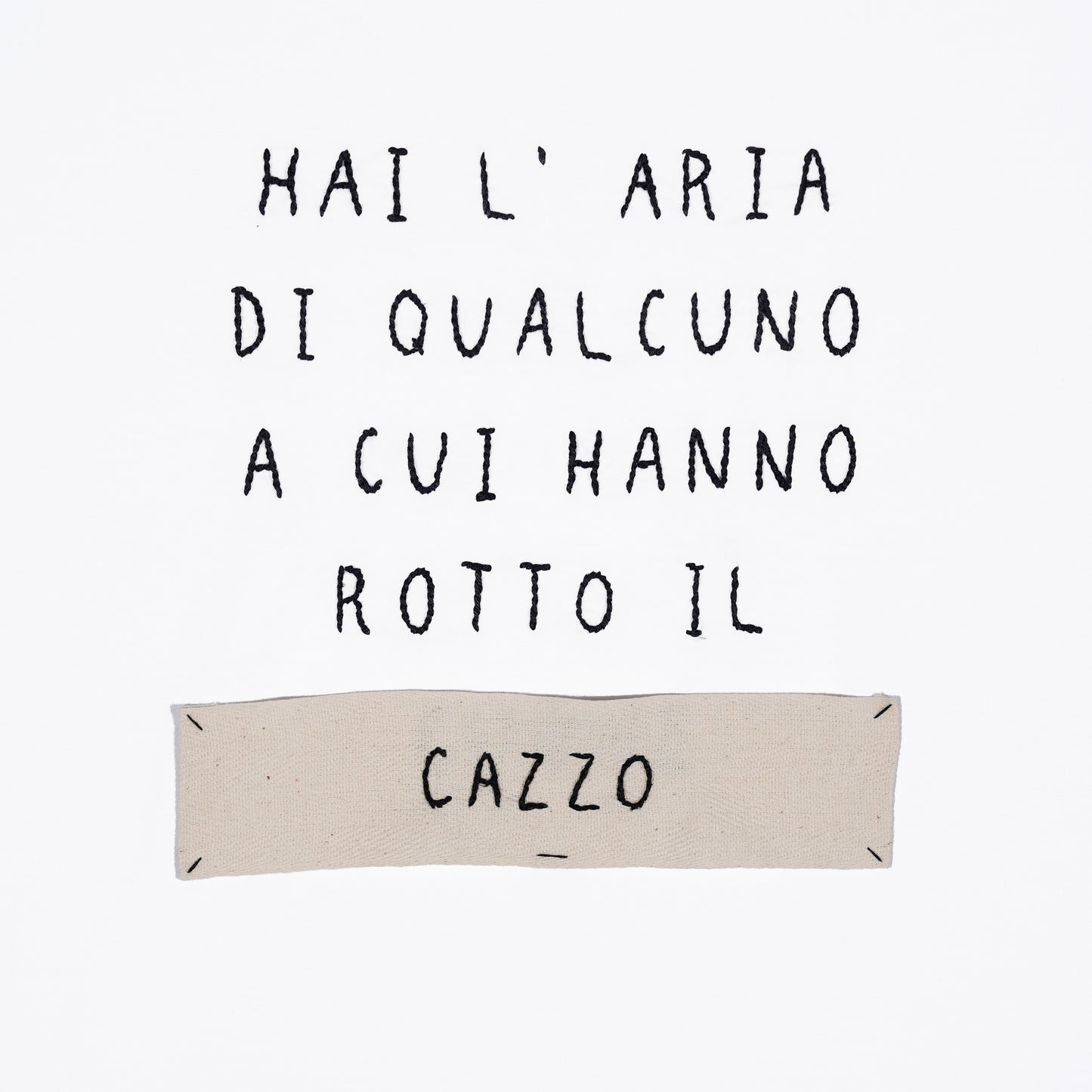 HAI L'ARIA DI QUALCUNO A CUI HANNO ROTTO IL CUORE/CA**O